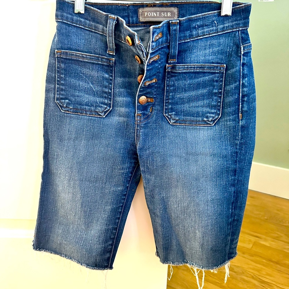Point Sur cut off denim shirt with pockets in front and back.
